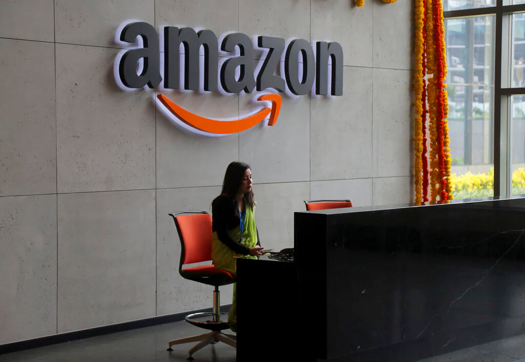 Amazon Campus Hiring Customer Service Associate 2024   Amazon.webp